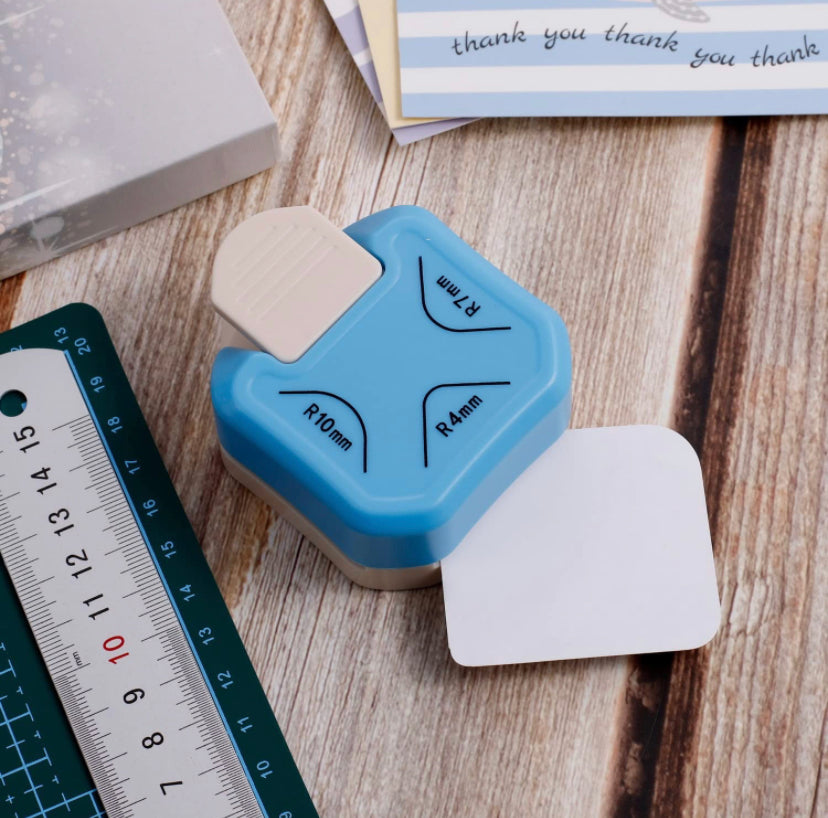 Corner rounder clearance punch
