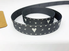 Load image into Gallery viewer, Grey Star Ribbon (15mm)
